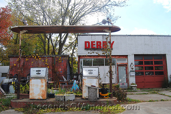 St. James, MO - Derby Station - 2