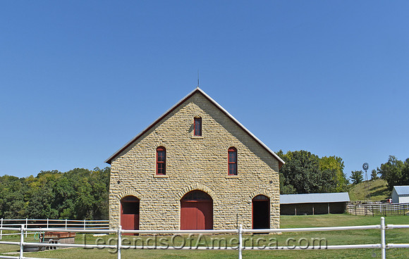 Keats, KS - Stone Barn