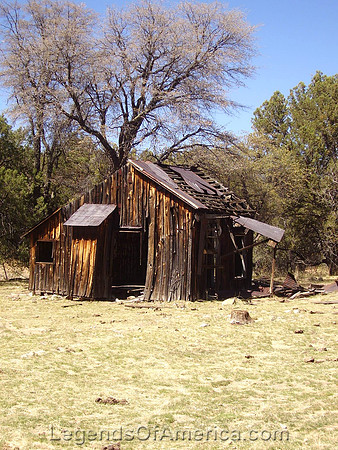 Sunnyside, AZ - Building