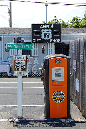 Oklahoma City, OK - Ann's Chicken Fry Harley Gas Pump