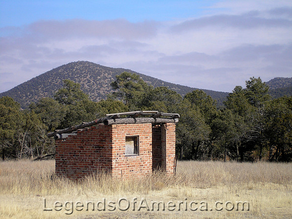 Jicarilla, NM - Building