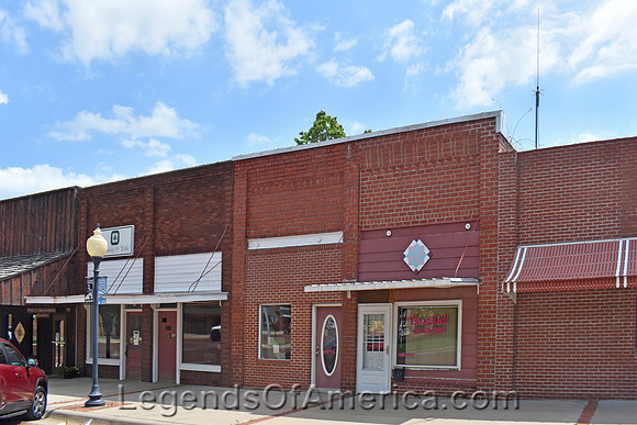 Yates Center, KS - Business Buildings - 5