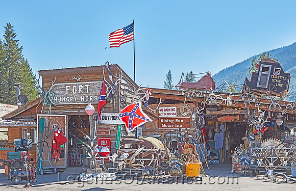 Hungry Horse, MT - Collectibles Shop