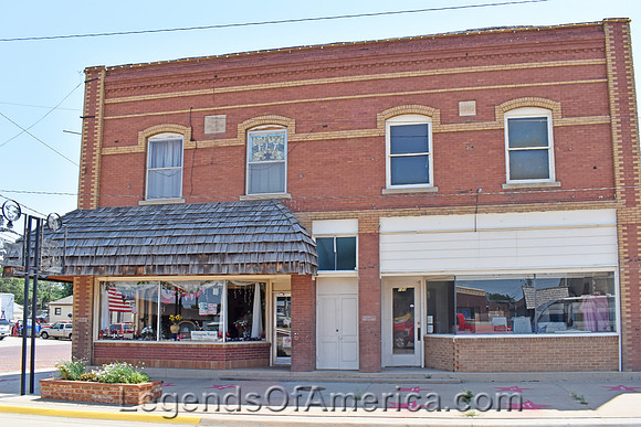Hoisington, KS - Business Building