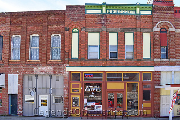 Mound City, KS - Business Buildings