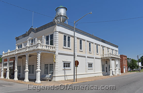 Mount Hope, KS - Business Building