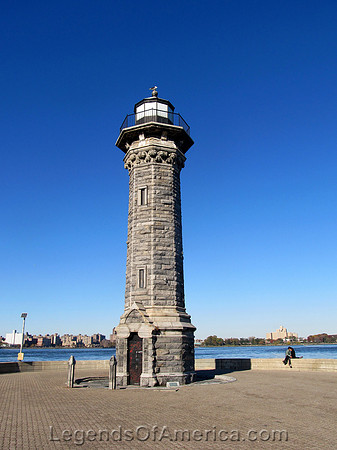 New York City, NY - Blackwell Island Lighthouse