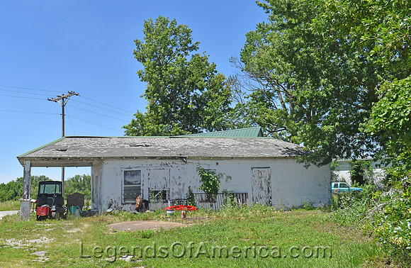 Elsmore, KS - Old Gas Station