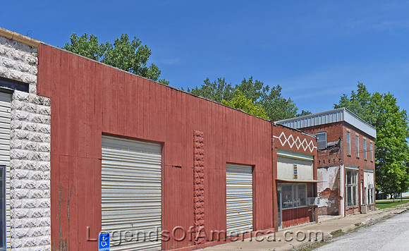 La Harpe, KS - Building Row