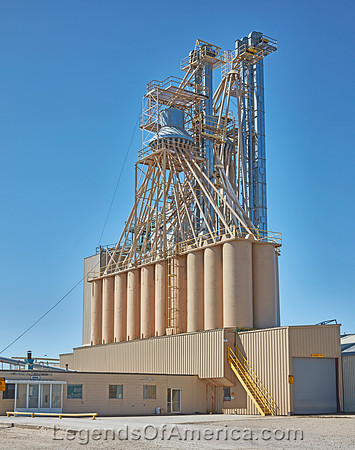 Holcomb, KS - Elevators
