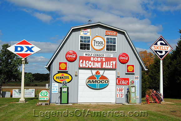 Cuba, MO - Bob's Gasoline Alley