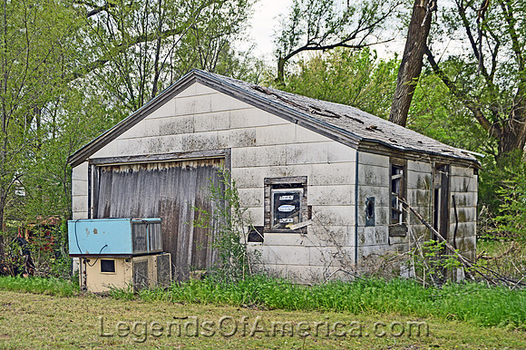 Crystal Spings, KS - Old Garage