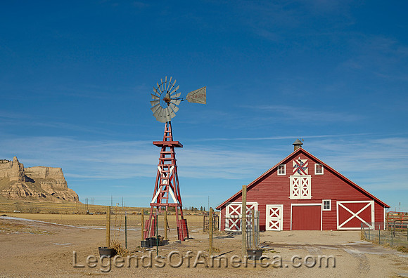 Gering, NE - Barn & Windmill