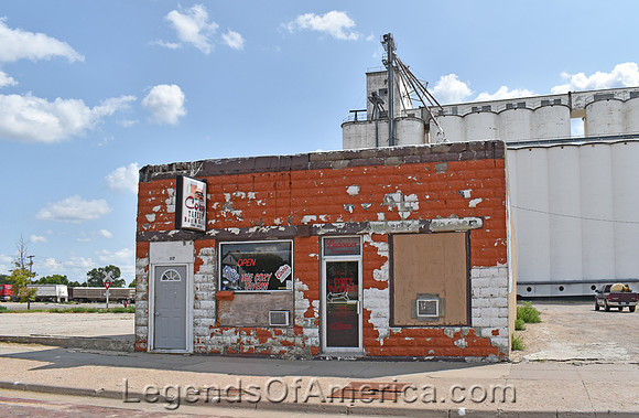Ness City, KS - Tavern