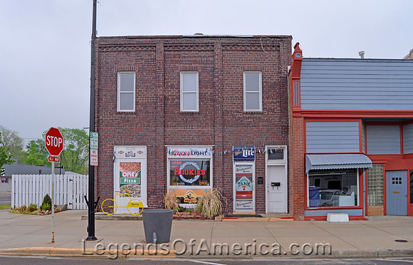Iola, KS - Business Buildings