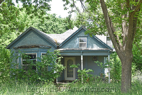 Lehigh, KS - Old House