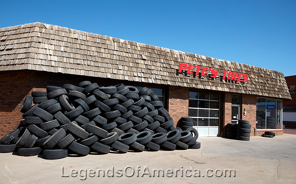 Garden City, KS - Tires