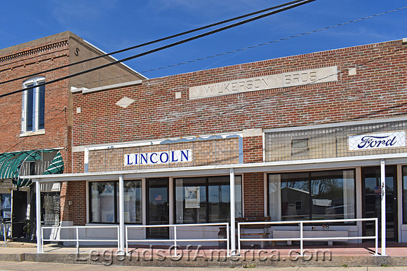 Conway, MO - Building - 2