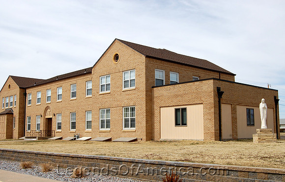 Victoria, KS - School
