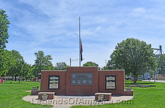 Leroy, KS - Veterans Memorial
