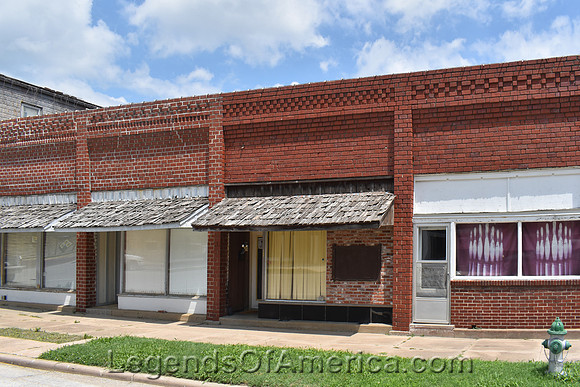 Yates Center, KS - Business Buildings - 6
