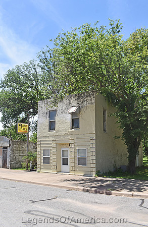 Oxford, KS - Business Building - 4