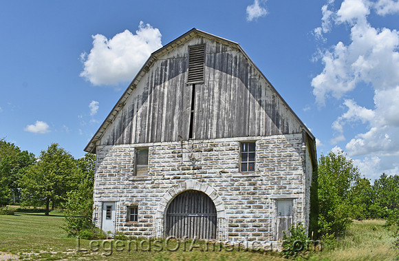 DouglasCounty-Barn
