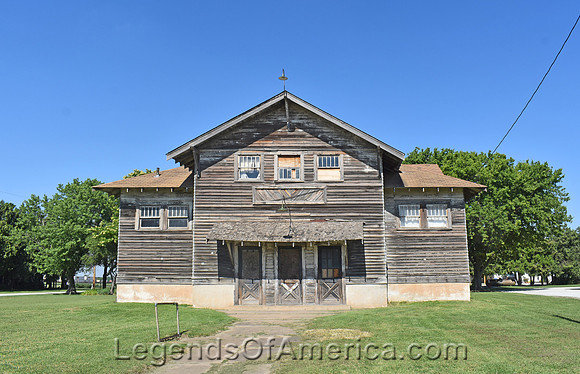 Mayfield, KS - Old School