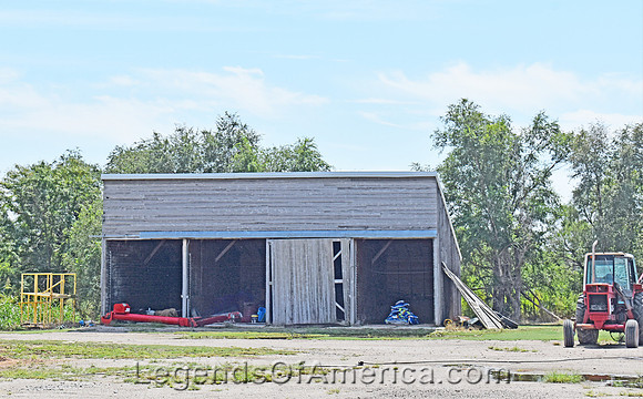 Edmond, KS - Old Barn
