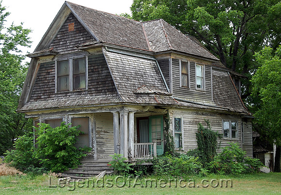 Fall River, KS - Old House