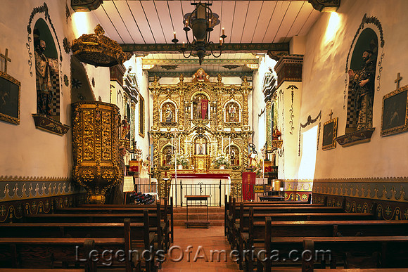 Mission San Juan Capistrano Interior, CA