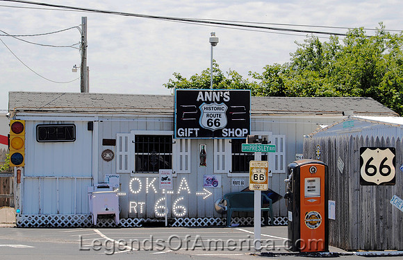 Oklahoma City, OK - Ann's Chicken Fry Gift Shop