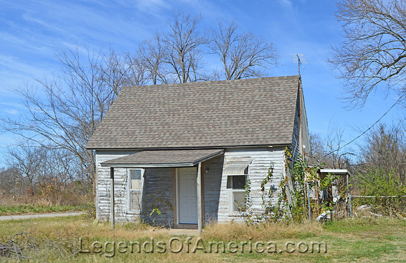 Hiattville, KS - House