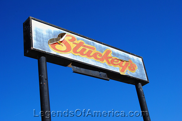 Santa Rosa, NM - Stuckeys Sign