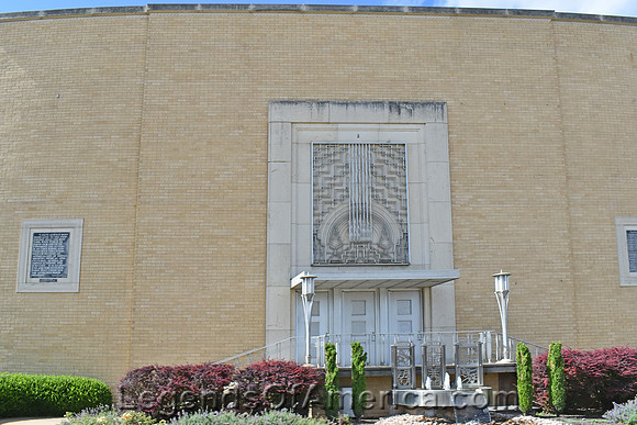 Iola, KS - Fine Arts Center