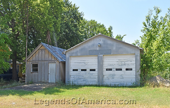 Earlton, KS - Old Buildings