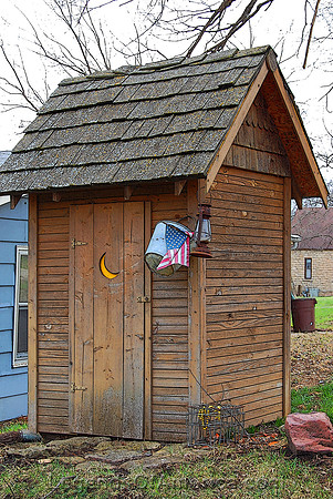 Lecompton, KS - Outhouse