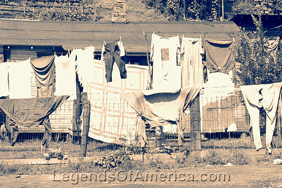 Scotts Run, WV - Clothesline