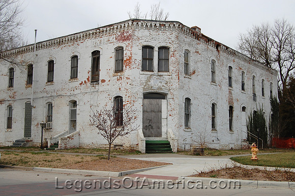 Soloman, KS - Building