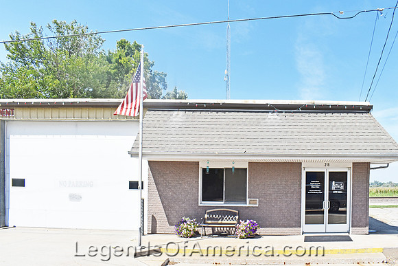 Silver Lake, KS - Business Building