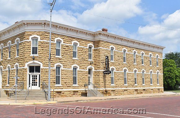 Yates Center, KS - Woodson Hotel