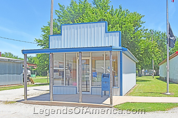 Dennis, KS - Post Office
