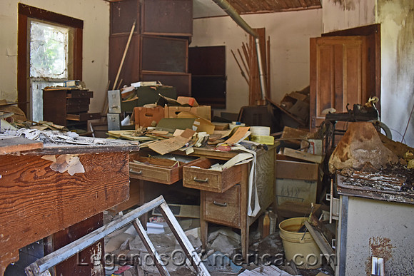 Oxford, KS - Old Mill Scale Building Interior - 2