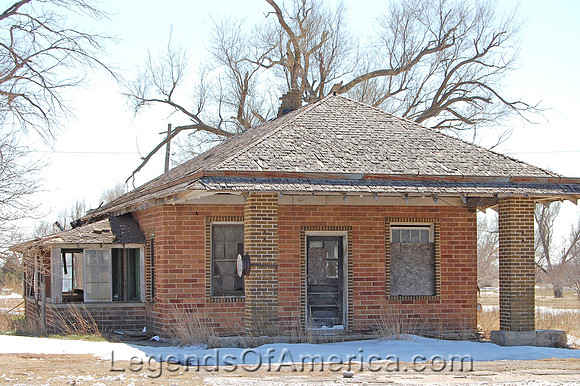 Brownell, KS - Old Gas Station
