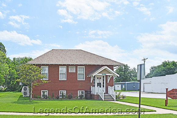 Canton, KS - Carnegie Library