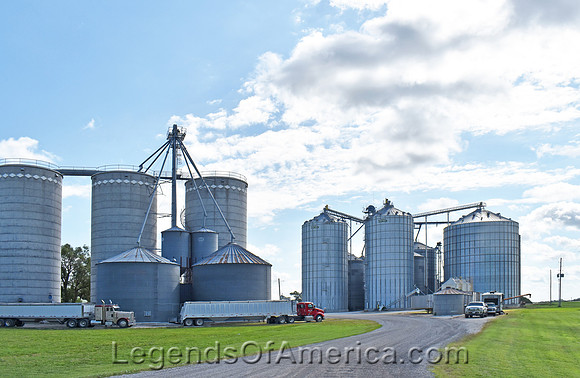 Piqua, KS - Silos