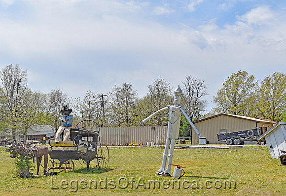 Howard, KS - Hubbell Rubbell - 3