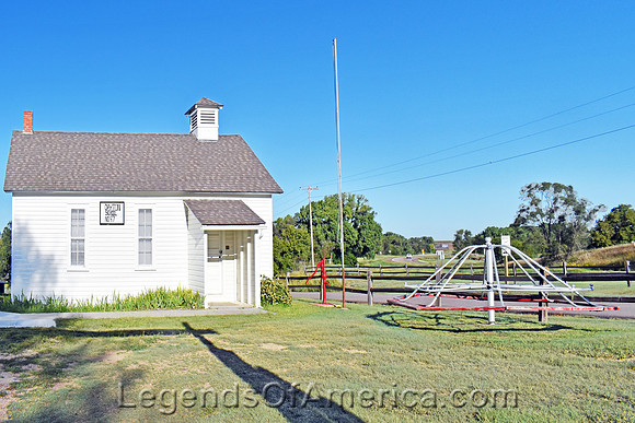 Phillipsburg, KS - Fort Bissell Dayton School