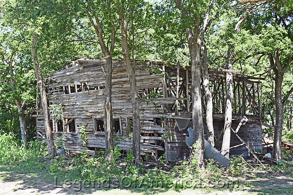 Ashton, KS - Old Structure