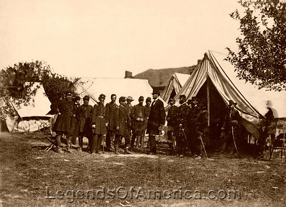 Abraham Lincoln on battlefield, Antietam, MD